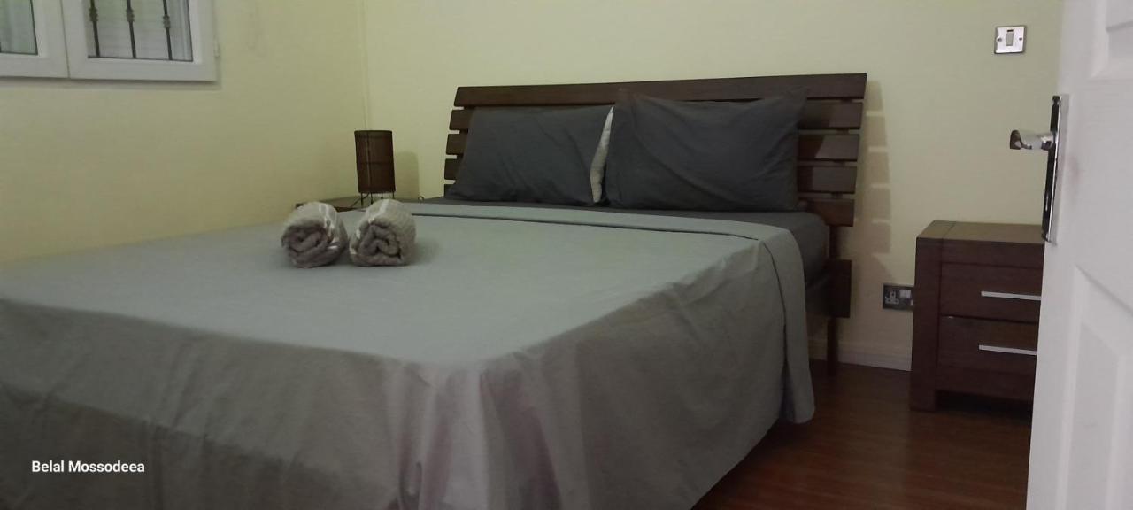 Apartment Lovely 4 Bed Townhouse With Common Swimming Pool